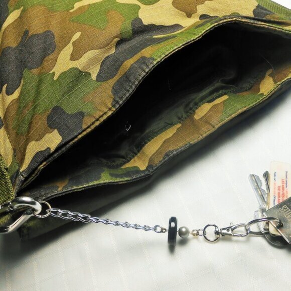 No.271. Handmade keyring with a ring and a carabiner clip - Picture 2 of 3